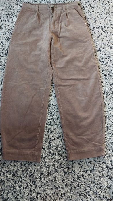 Brązowe spodnie baggy Bershka