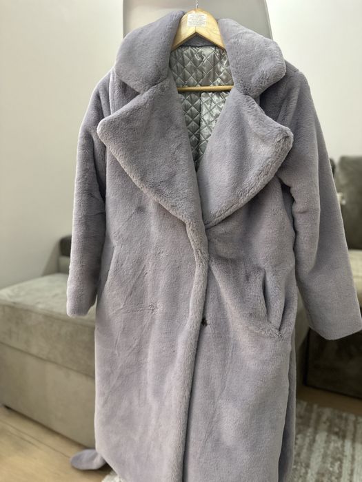 Шубка з еко хутро,розмір S-M