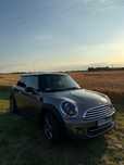 MINI Cooper Piękny kolor i wyjątkowy model auta