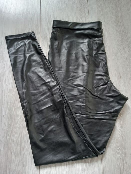 Czarne połyskujące legginsy Primark M 38 10