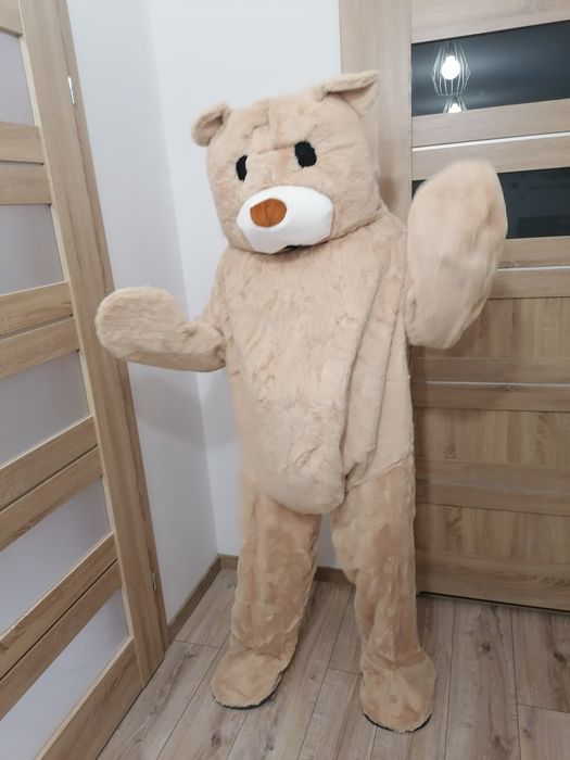 Miś duży biały oraz mniejsze misie