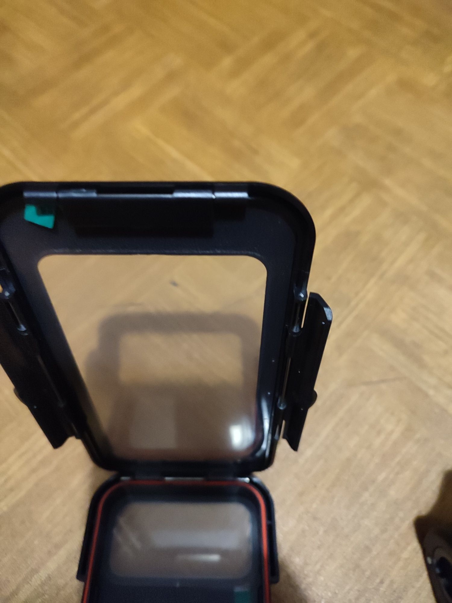 Etui na telefon 360