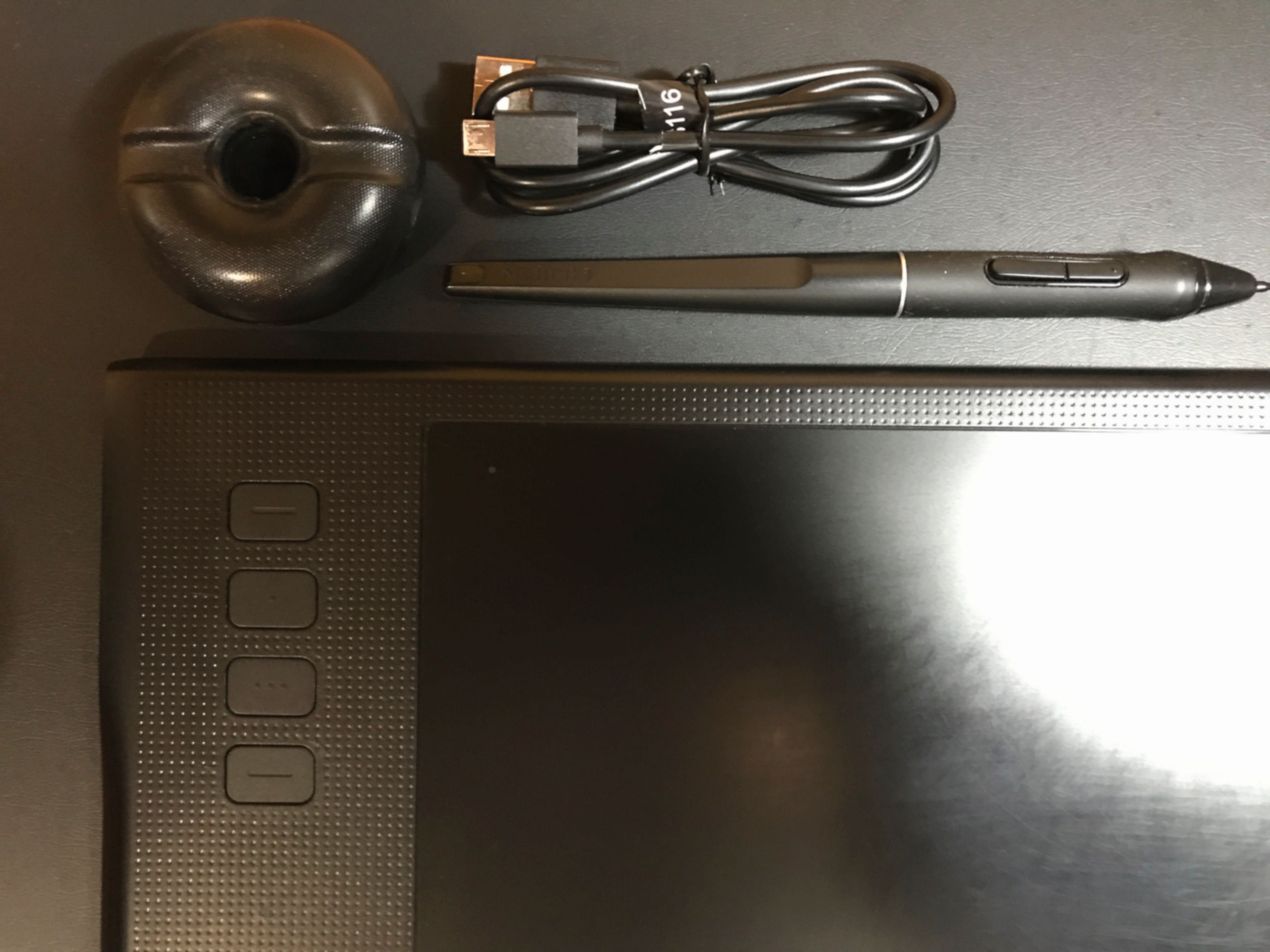 mesa gráfica huion Q11k V2 ( completamente novo )
