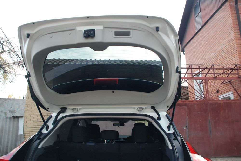 Ниссан Лиф Nissan leaf 2  9/21 г. 62 запас ход 384 км отличн состояние