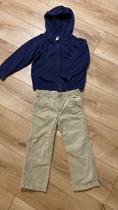 Spodnie i sweterek Gap -104cm