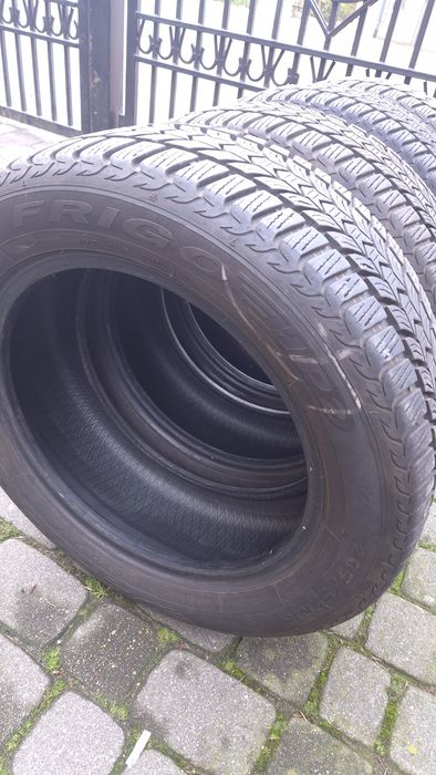 Opony zimowe DĘBICA Frigo HP2 205/55/16 6mm komplet