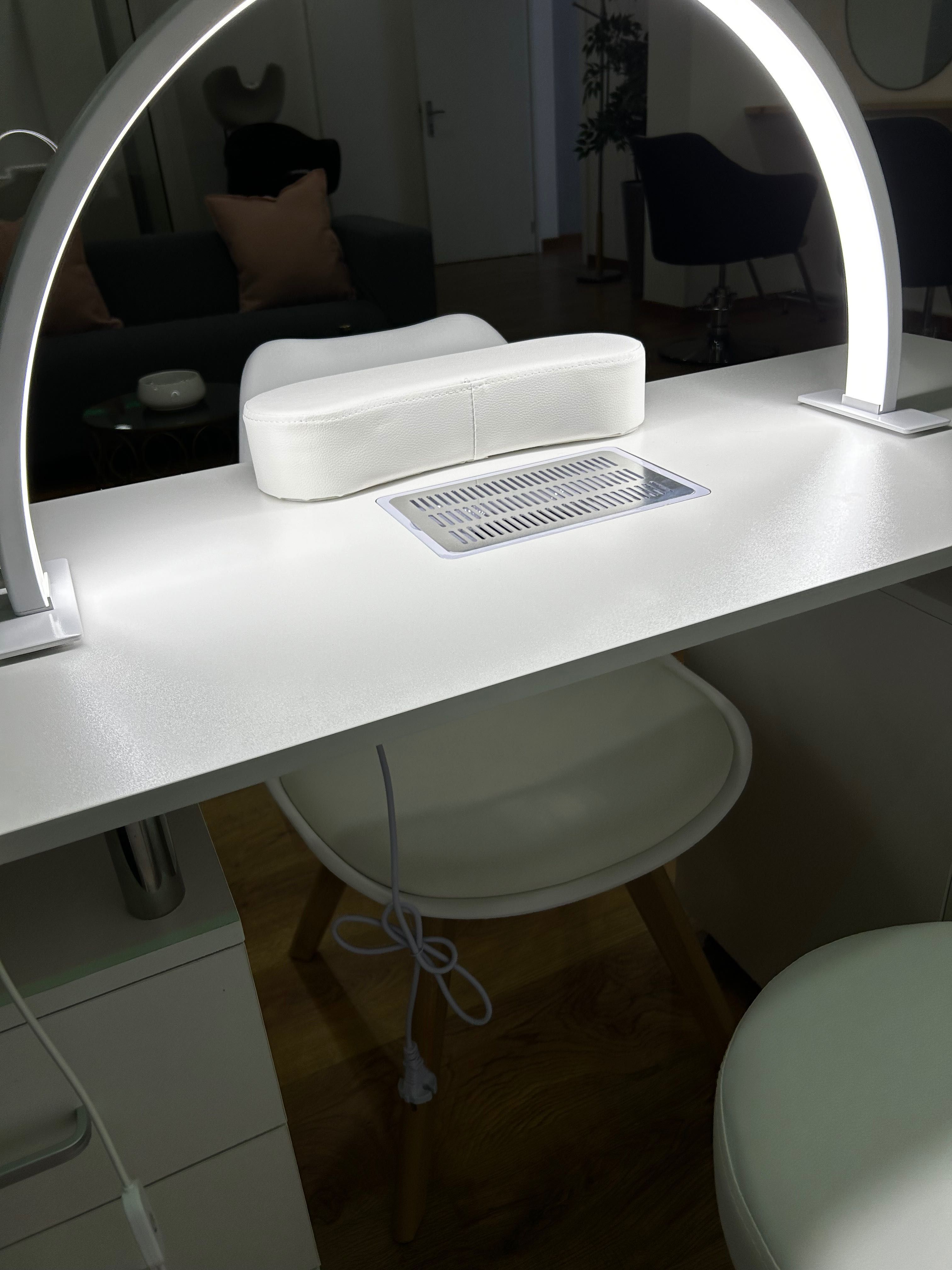 Estação de manicure com LED - Novo