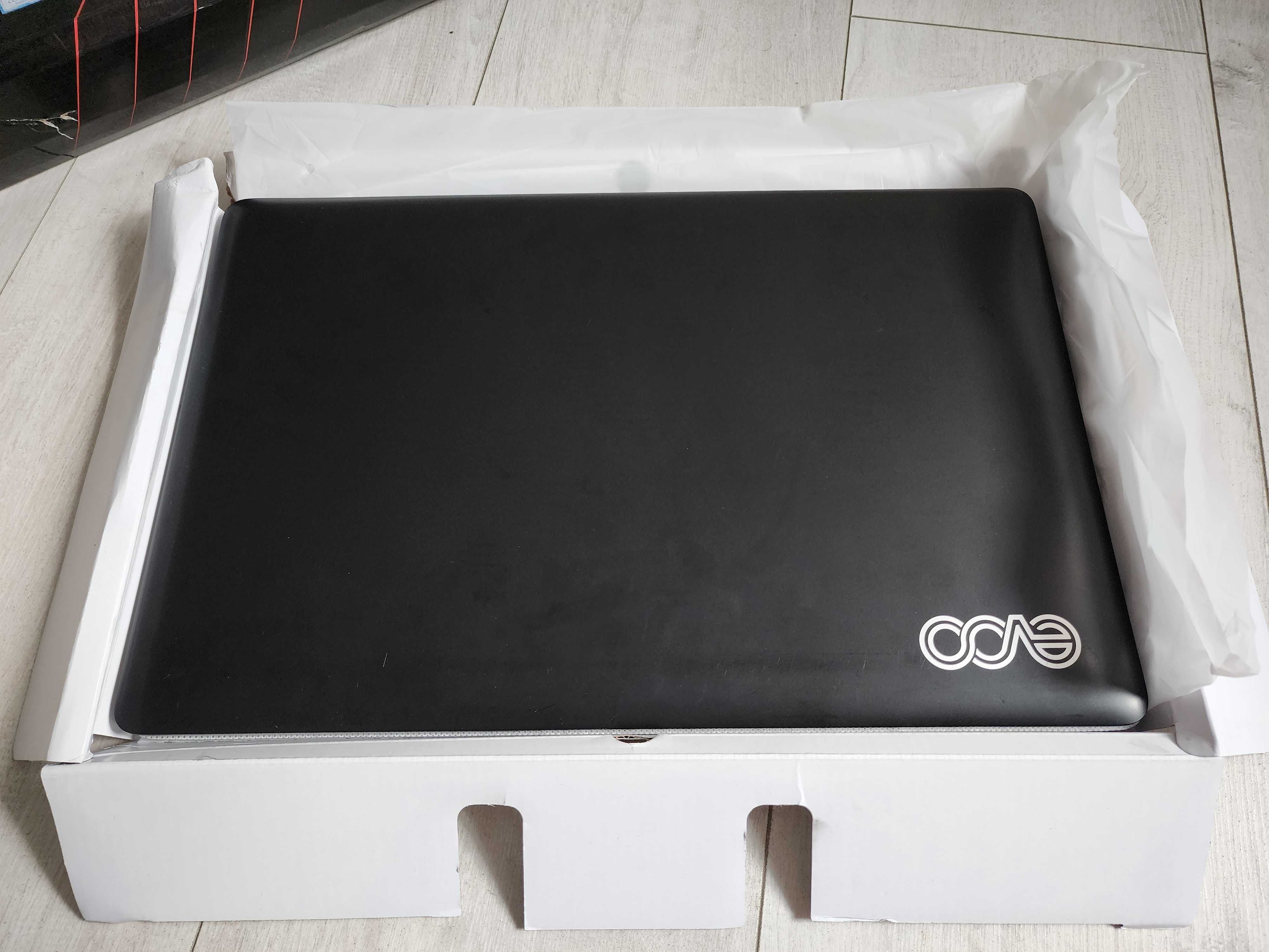 Evoo EVC156-1 15.6" FHD  i7-6660U 8GB 512GB SSD Новий