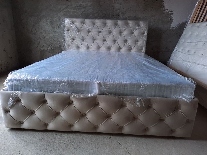Ліжко спальне кровать