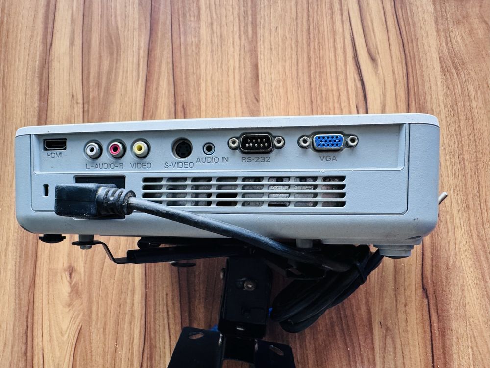VIVITEK D512-3D Projektor  kontrast 3000:1