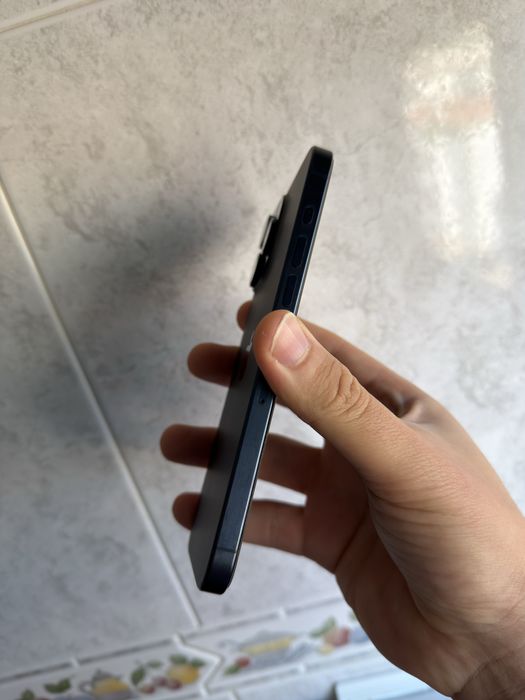 iPhone 15 Pro Max 256 GB – Titânio Azul | Como Novo