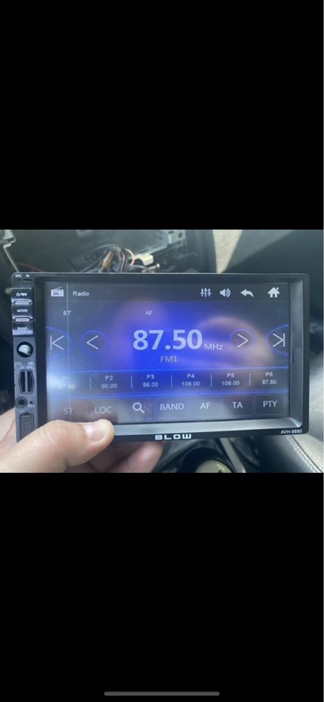 Radio samochodowe z ekranem dotykowym 7” BLOW AVH9880 w pelni sprawne