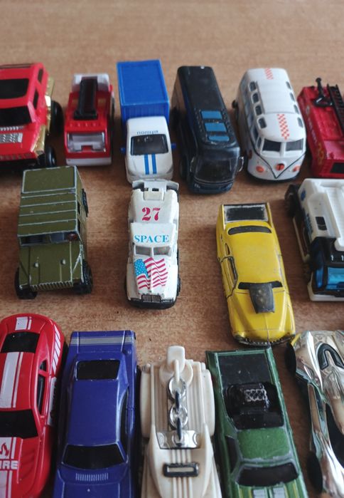 Продам 22 машинки за 150 грн