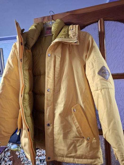 Жіноча куртка Puma