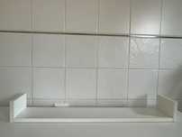 Prateleira em branco de 80 cm