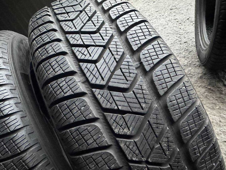 Шини зима 215/65/R17 Pirelli Scorpion Winter 95% 2022рік