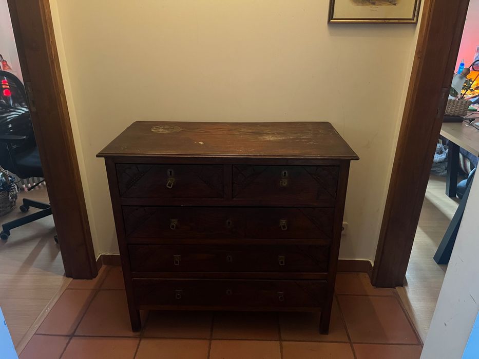 CÓMODA DE MADEIRA - 15€