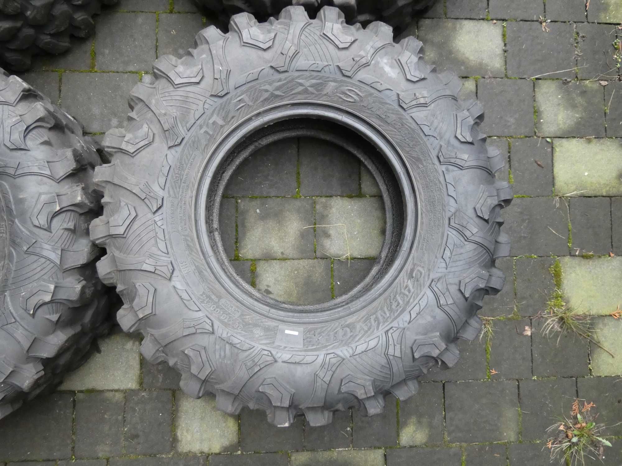 4x OPONY MAXXIS CARNIVORE 30x10x14   polaris rzr mawerick x3