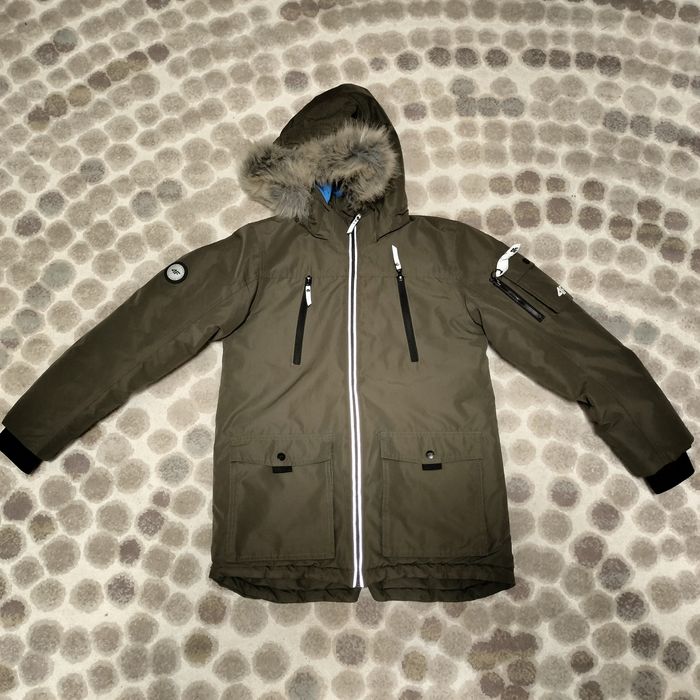 Зимова куртка  4F, на зріст 146