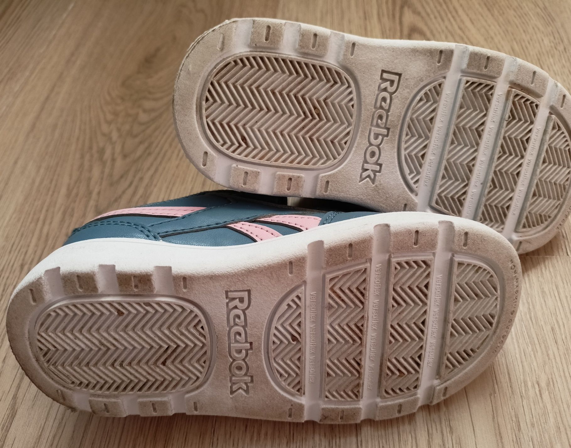 Buty Reebok dla dziewczynki nr 25