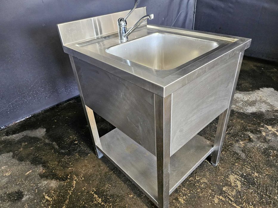 Bancada em inox com lava loiça