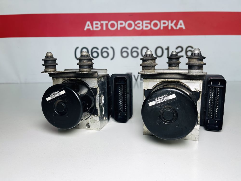 Блок АБС, ABS Audi Q7 4L 4.2 TDI 4L0614517D Ауді ку7, кю7 Розборка