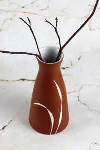 Ceramiczny wazon z dekoracją w stylu new look vintage ceramika