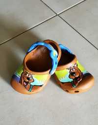 Crocs nowe sandałki klapki piankowe Scooby-Doo 4-5 C 19-21