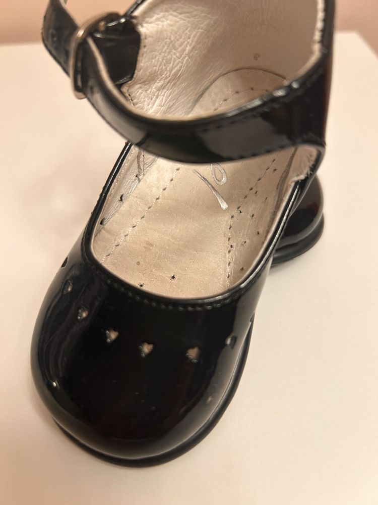 Buty emel 18 czarne lakierki wesele impreza