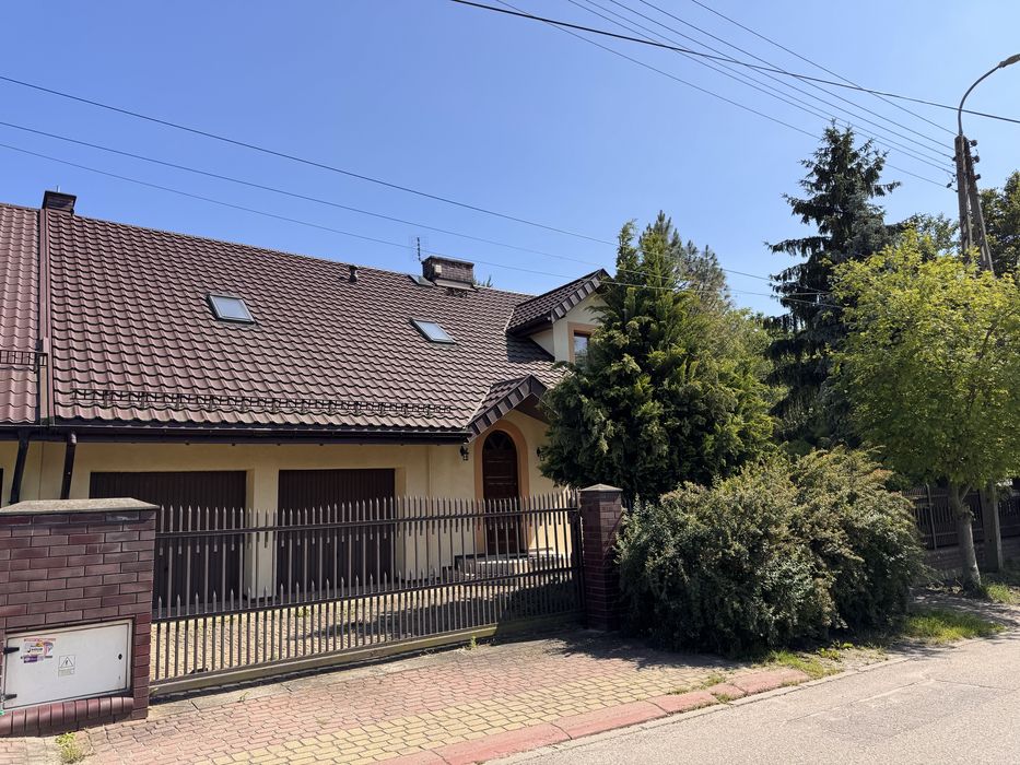 Dom, 2 piętra, garaż 2-stanowiska, ciche miejsce, k. Warszawy