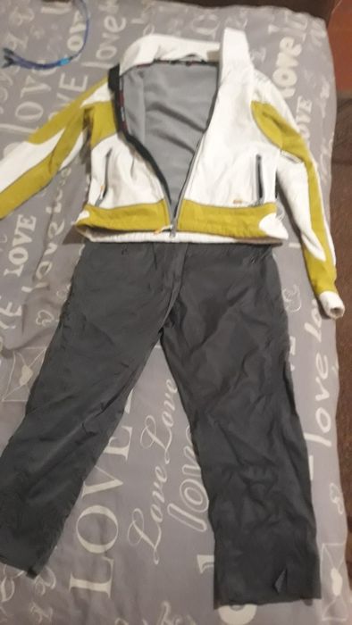 Продам стильный костюм