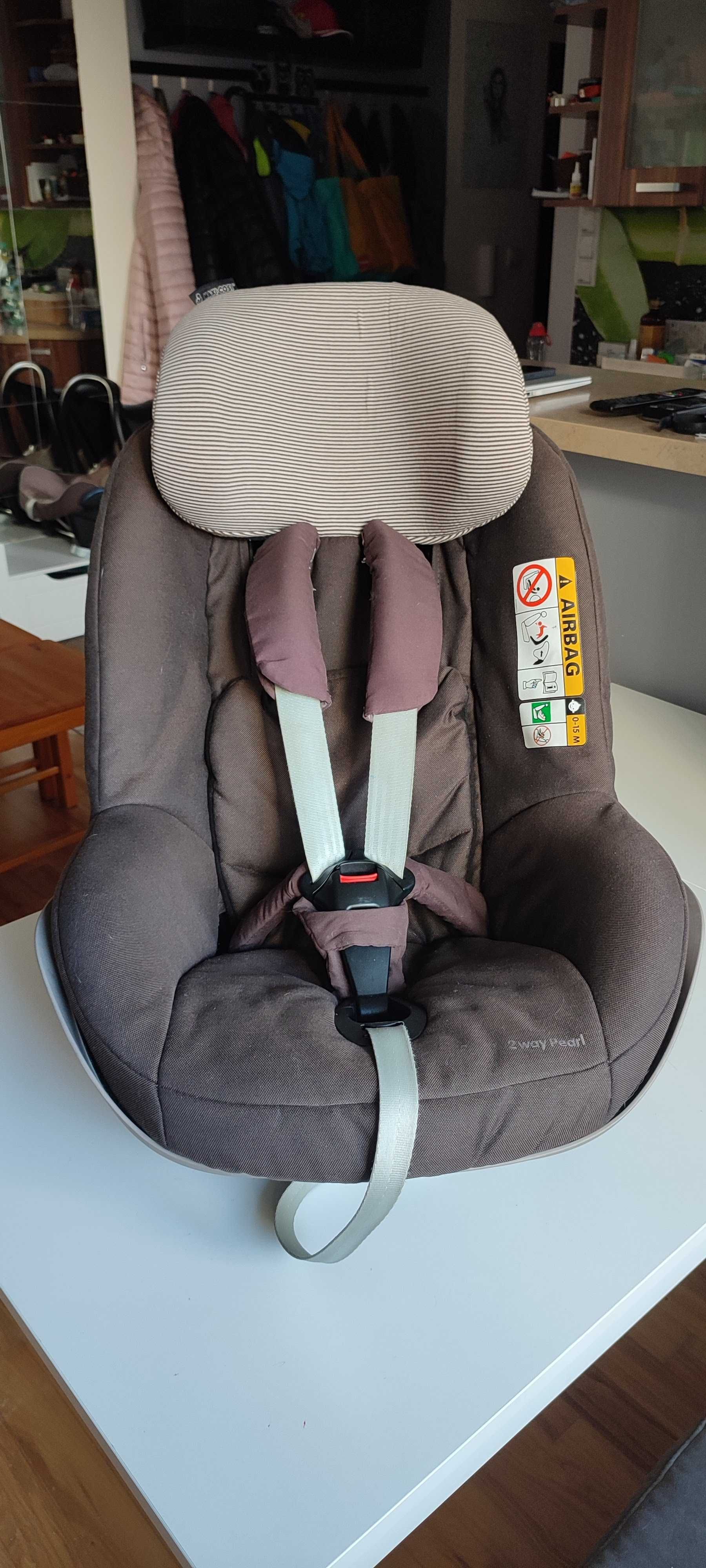 Maxi-Cosi Fotelik 2wayPearl + Baza isofix 2wayFix + Nosidło CabrioFix