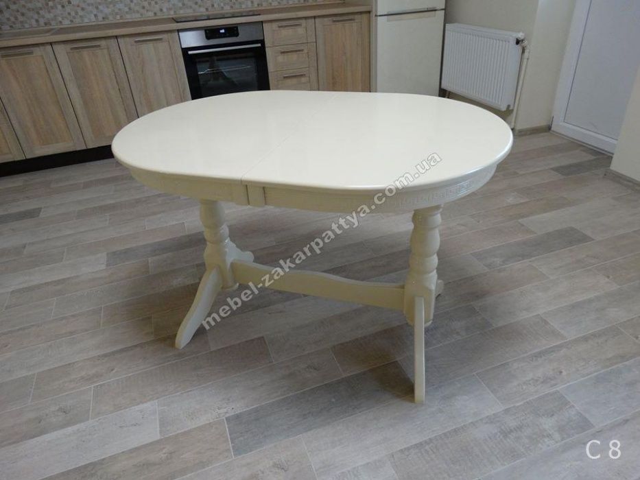 Стол кухонный раскладной круглый. Обеденный стол и стулья на кухню.