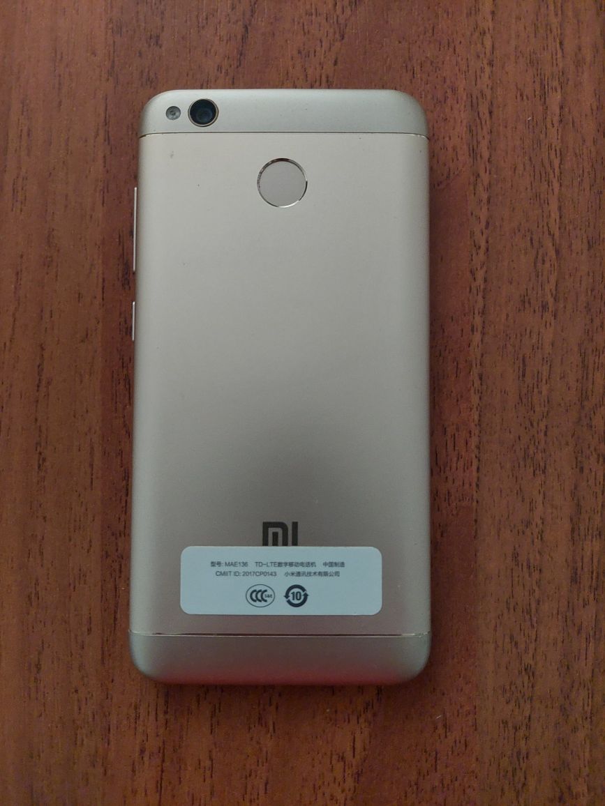 Смартфон Xiaomi Redmi 4x