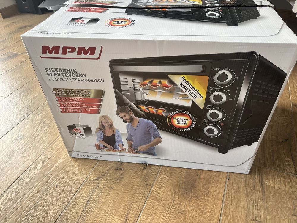 Piekarnik elektryczny MPM z funkcja termoobiegu