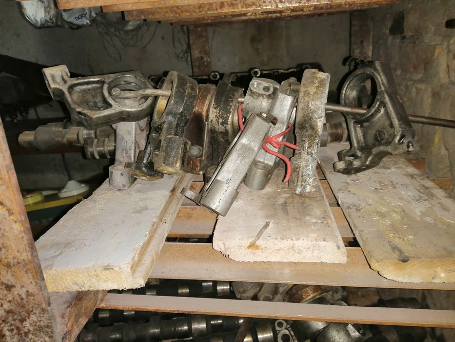 Распредвал, коленвал, головка. Мерседес 123,124