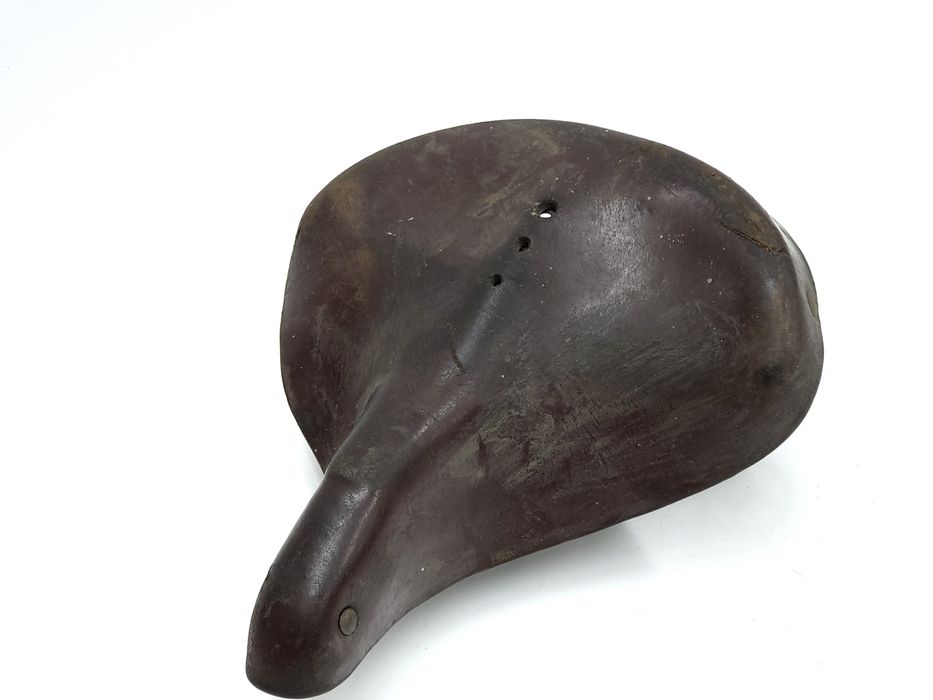 Siodełko skóra zabytkowe