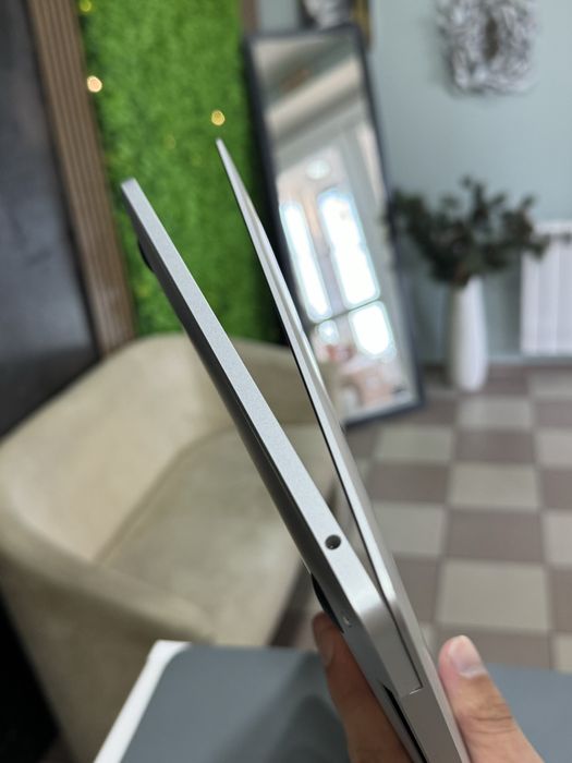 MacBook Pro 13, 2020, Apple M1, 256gb, Silver