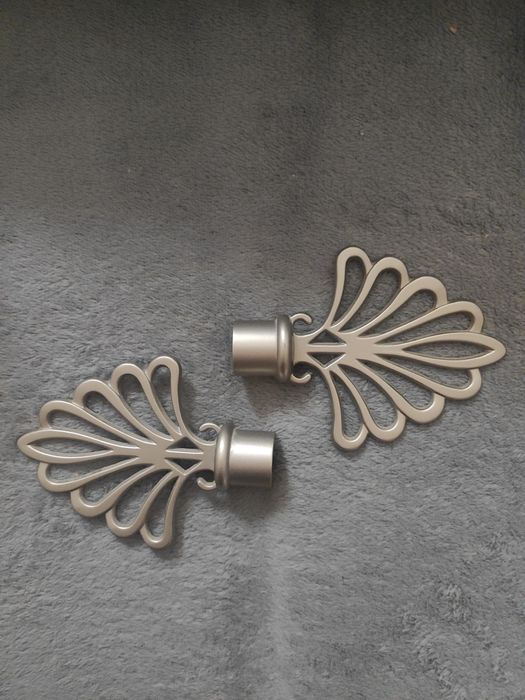 Наконечники на карниз