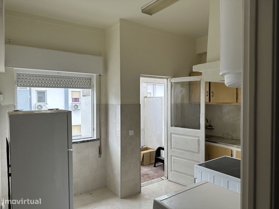 Apartamento de 4 Assoalhadas em Moura