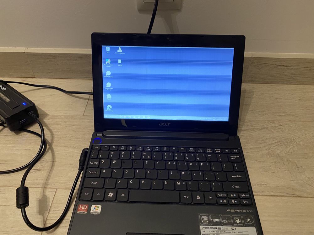 Mini laptop Acer Aspire One dolożony RAM i nowy dysk