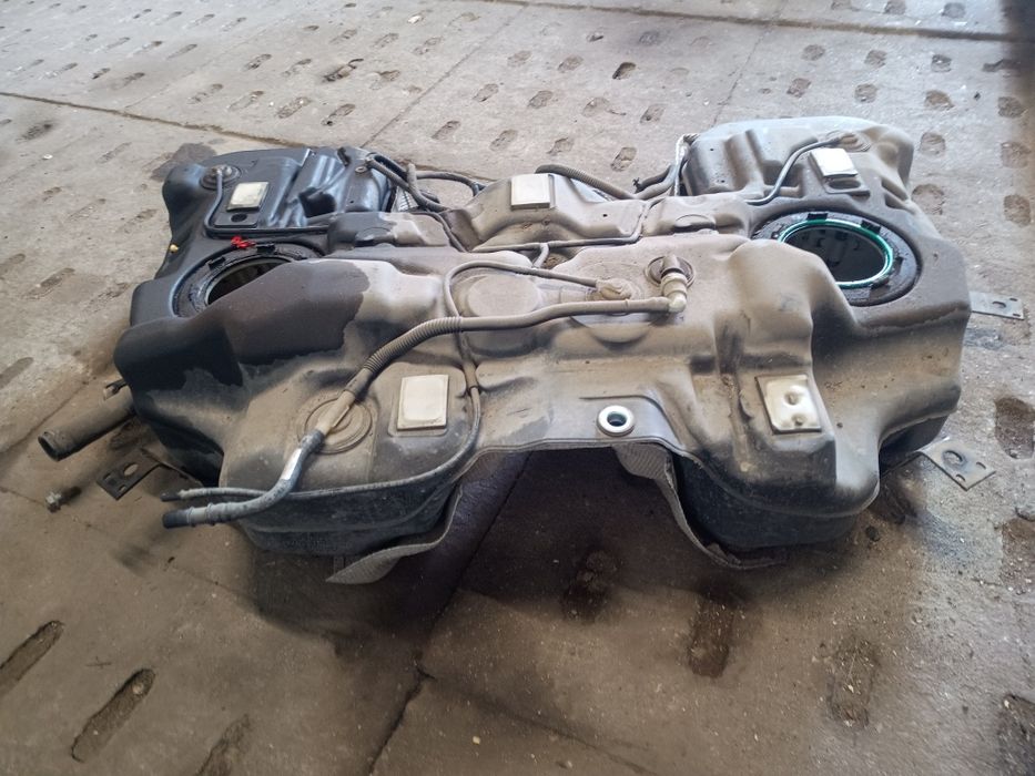 Zbiornik paliwa bak Jeep grand Cherokee WK2 10-15r oryg 3.0crd