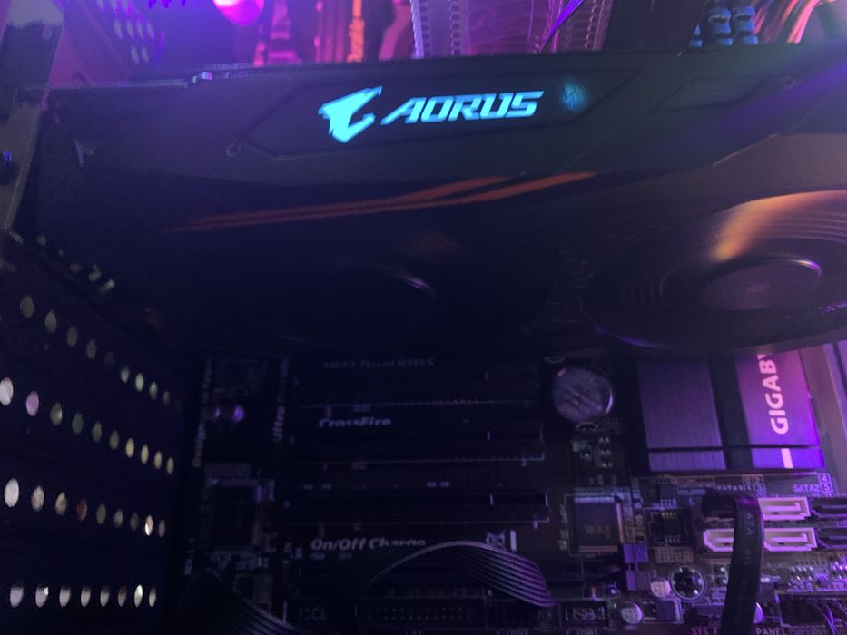 Відеокарта Gigabyte Aorus RX 580 8GB. Топова версія. Ігрова.