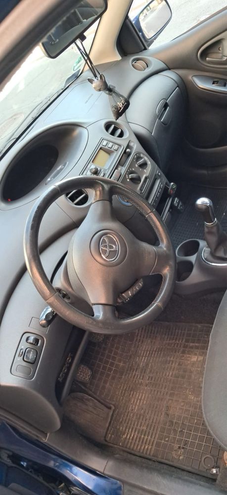 Toyota Yaris 2005 1.3