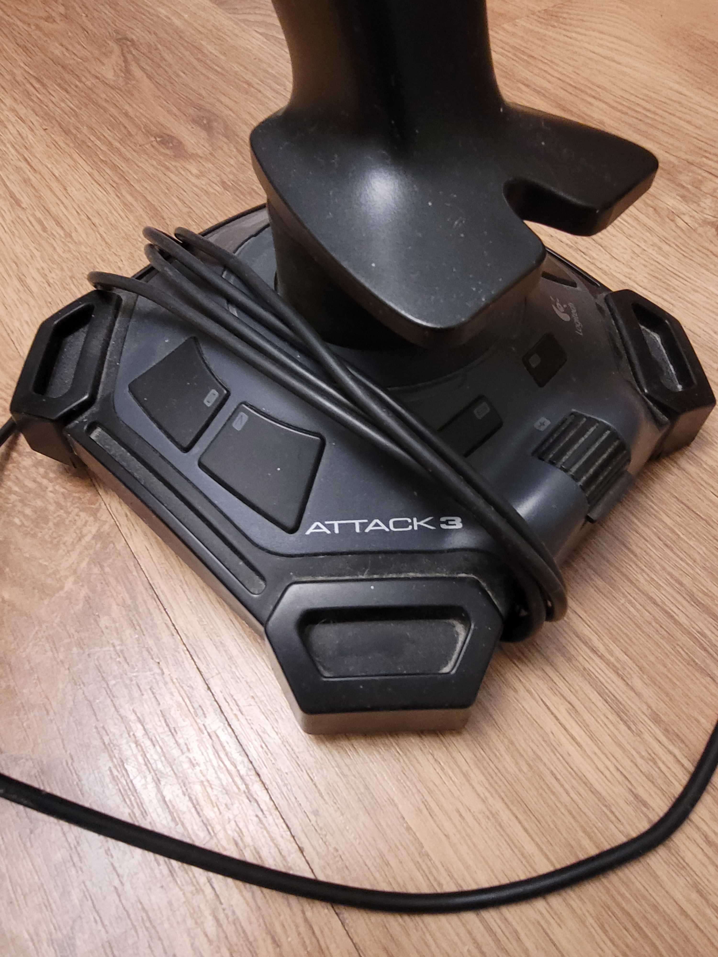 Joystick Logitech Attack 3
