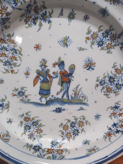 prato grande de cerâmica da Alcora.s.18