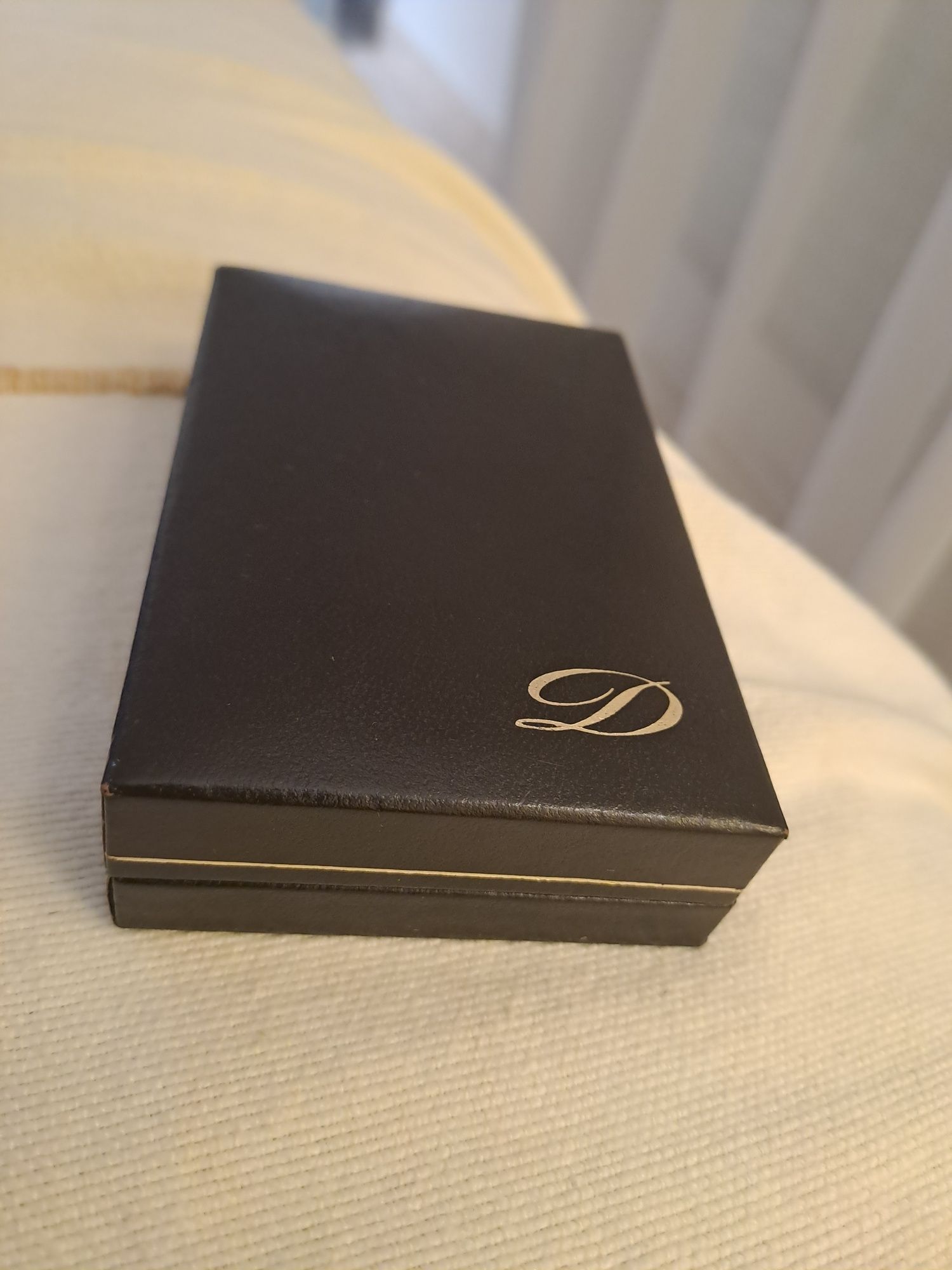 Isqueiro Dupont dourado