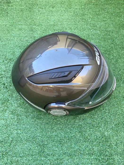 Capacete modular GIVI