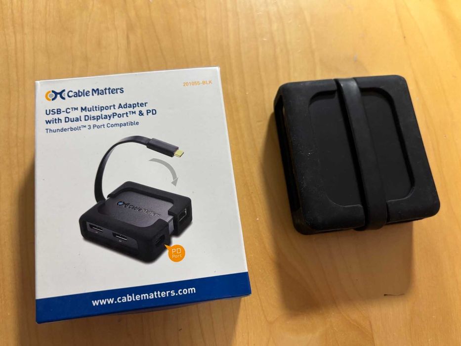 Mini dock usb-c para portátil com 2xDP Cable Matters 201055-BLK