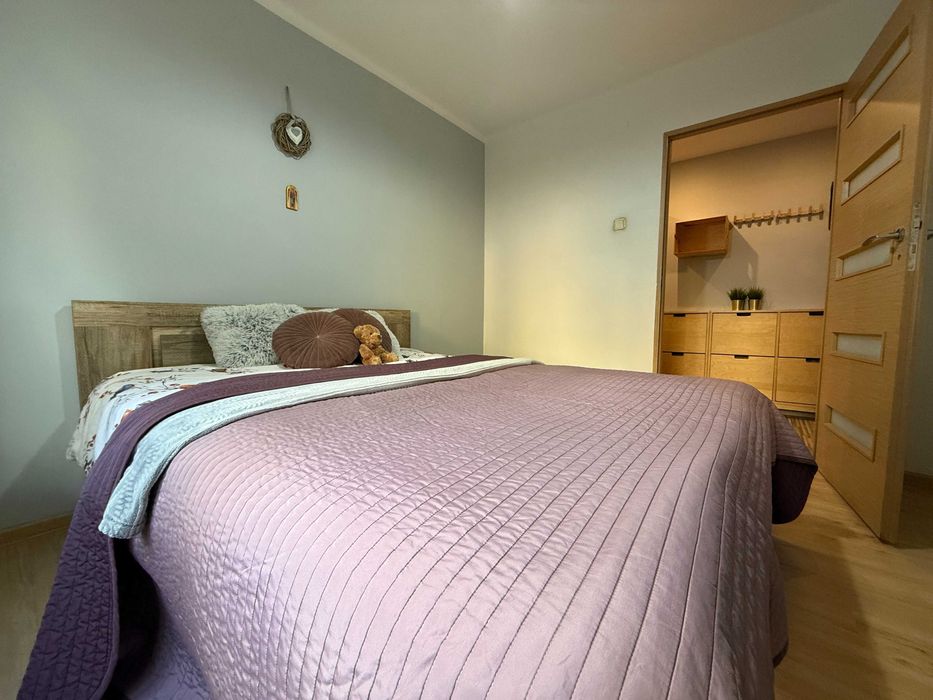 Duże dwupokojowe mieszkanie w dzielnicy Zdrój